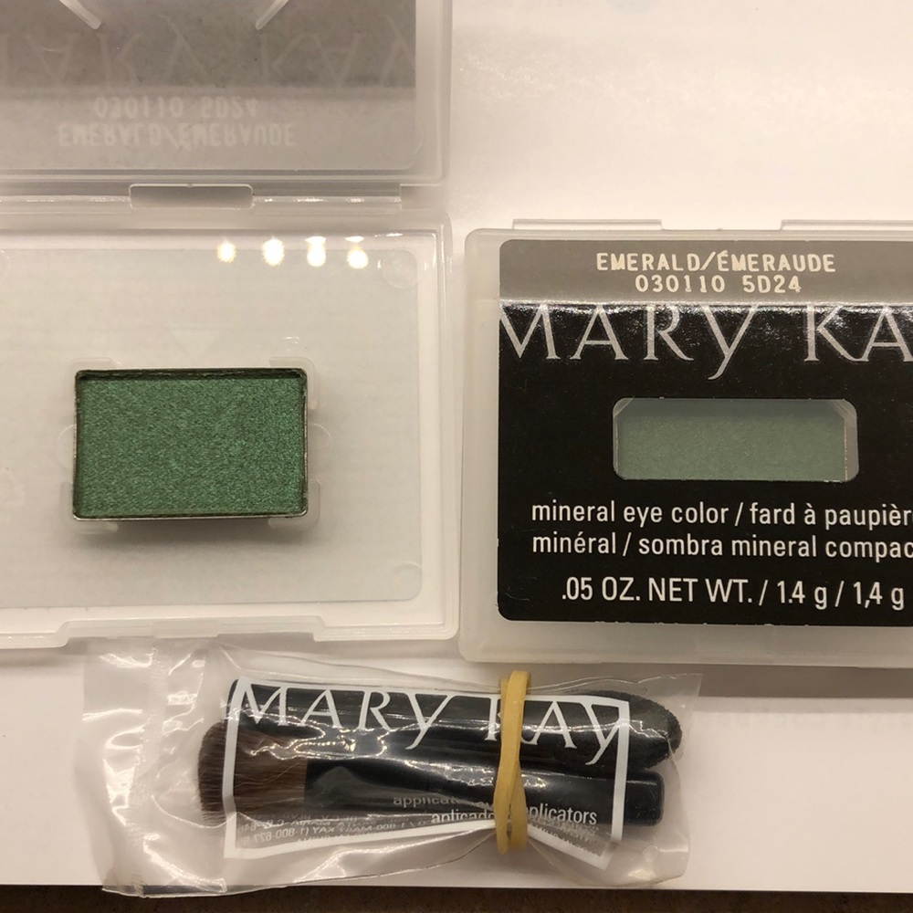 Mary Kay Mineral Eye Color - Emerald x2